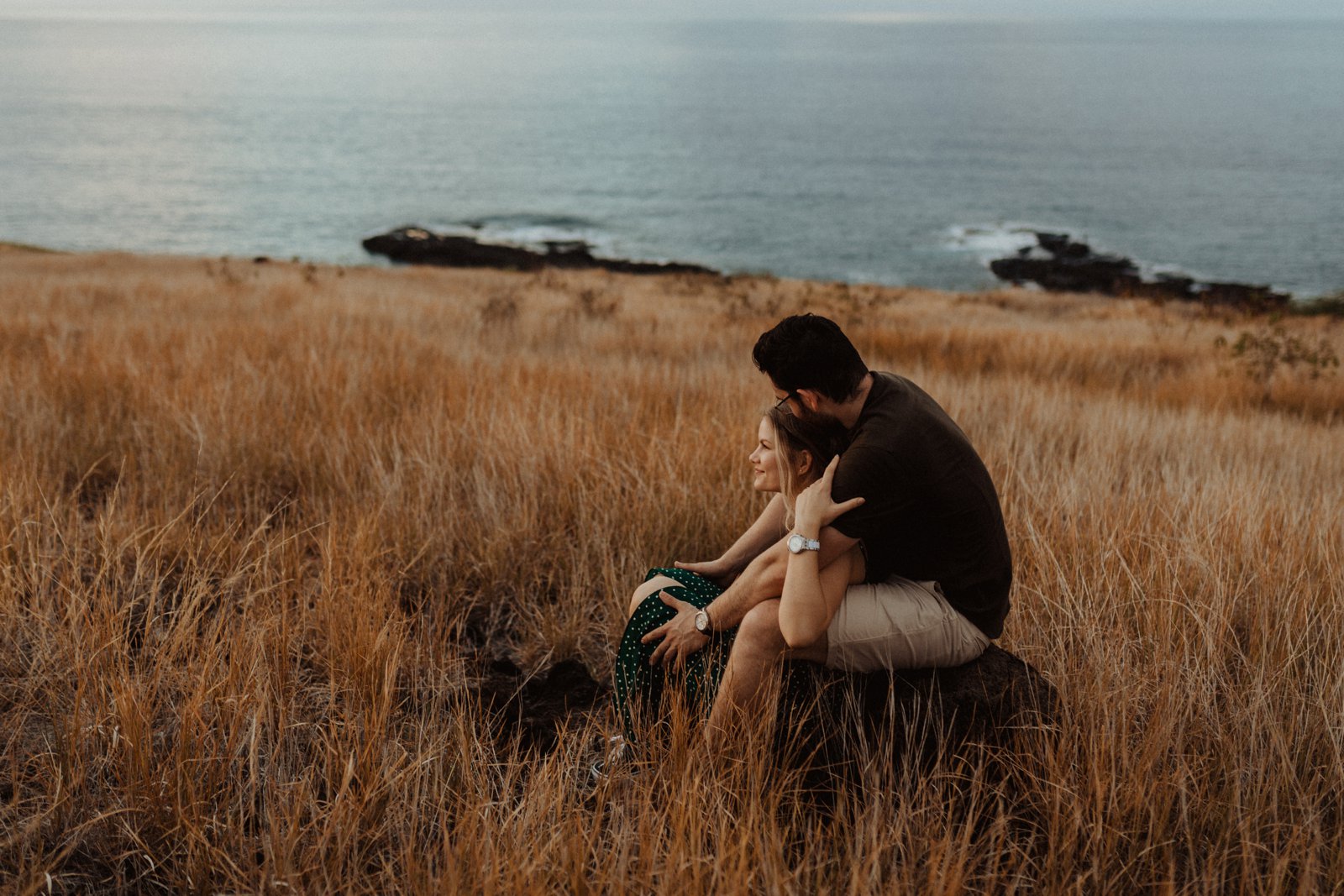 Engagement Session in the savannah of Reunion Island